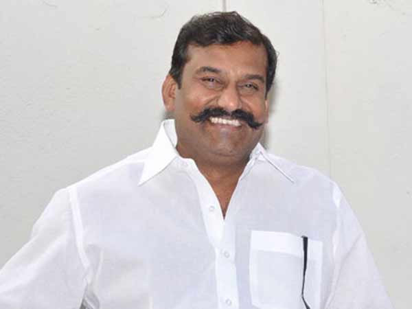 மிக நளினமாக