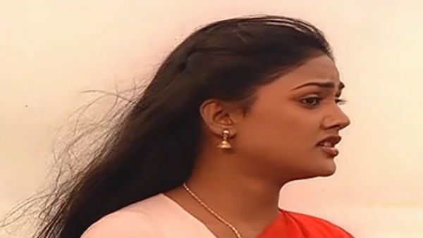 இணைந்த கைகள் செந்தூர பூவே