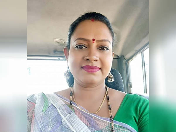 Kannada TV actress Shobha killed in road accident Kannada TV actress Shobha killed in road accident