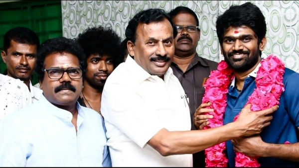 மகனை ஹீரோவாக்கும் இயக்குநர்