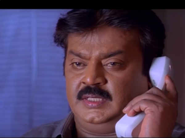 அரசியலில் பரபரப்பு