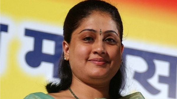 பாரதிராஜா படத்தில்