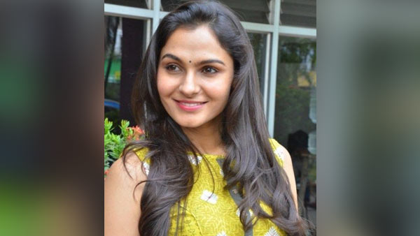 தைரியமாக எழுதியிருக்கிறேன்