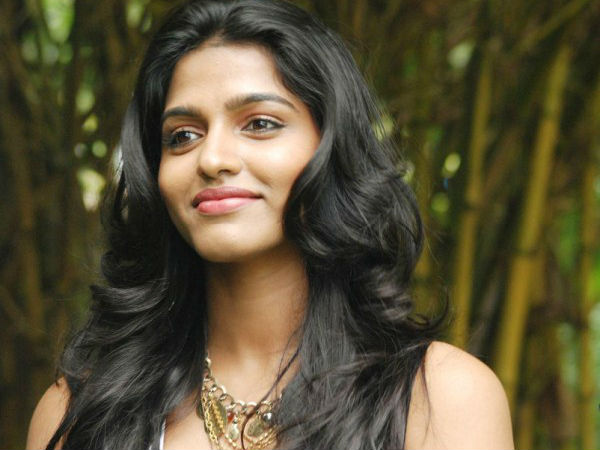 தியாகிகளுக்கு படம்