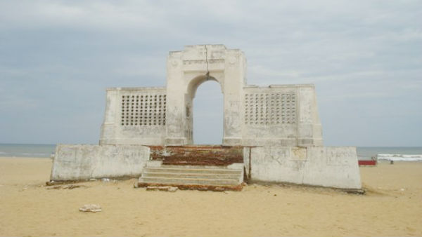 பெசண்ட் நகர் பீச் பிடிக்கும்