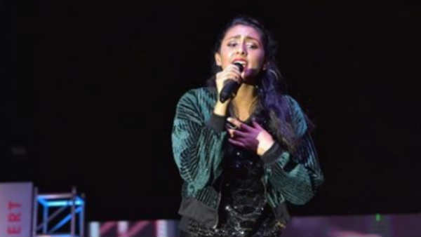 Hitha entertained Tamil fans with her magnetic voice Hitha entertained Tamil fans with her magnetic voice