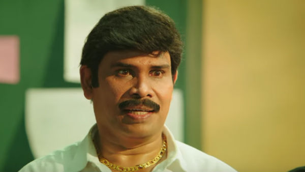 பெண் வேடத்தில் ஆனந்த்ராஜ்