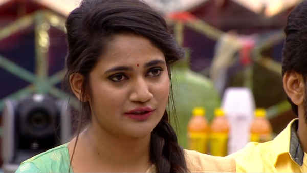 நெருக்கமாக பழகியவர்கள்