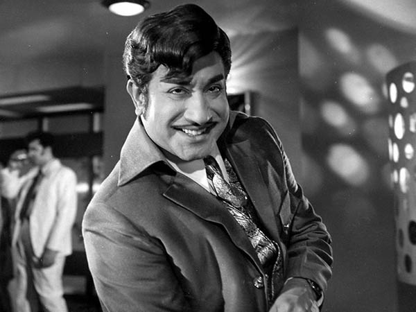An old photograph carrying the memory of Shivaji-Actor Prabu An old photograph carrying the memory of Shivaji-Actor Prabu