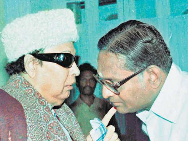 Director S.P.Muthuraman shares M.G.Rs Anbe vaa memories Director S.P.Muthuraman shares M.G.Rs Anbe vaa memories