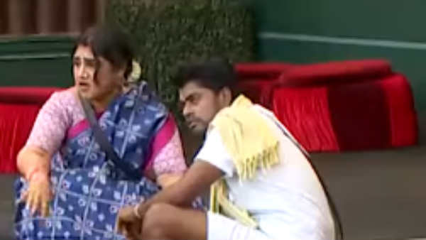 வனிதாவுக்காக வெயிட்டிங்