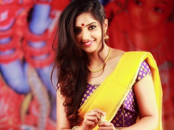Manjima Mohan, Raiza and Reba Monica Joins with Vishnu Vishal in FIR Movie Manjima Mohan, Raiza and Reba Monica Joins with Vishnu Vishal in FIR Movie