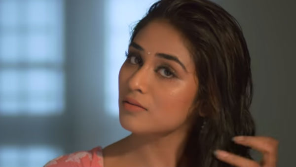 வைரலான ஸ்னீக் பிக் வீடியோ
