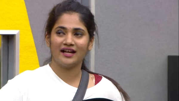 முகத்தை காட்டுவார்களா..