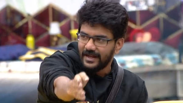 பெண்களை பயன்படுத்தும் கவின்