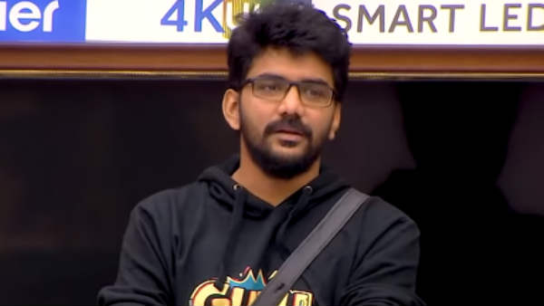 லாஸ்லியா குடும்பம்