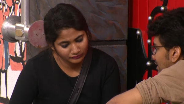 மண்ணை அள்ளி போட்டுவிட்டார்