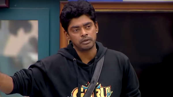 நாமினேஷன் அழுகை