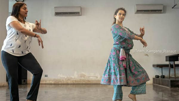 kangana practice barathnatyam with bigboss fame gayathri raghuram kangana practice barathnatyam with bigboss fame gayathri raghuram
