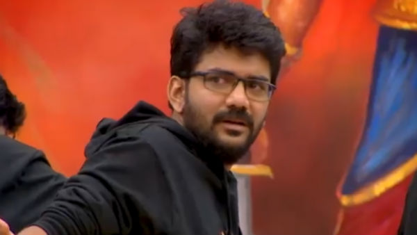 4 பேரை காதலித்தால்