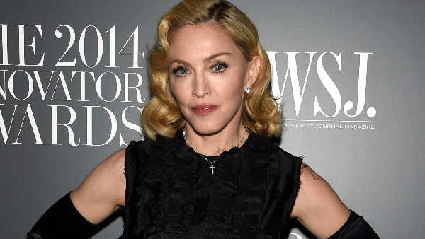 Singer Madonna drinks her urine after bath Singer Madonna drinks her urine after bath