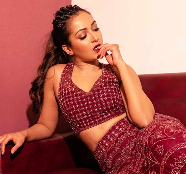 Catherine Terasas latest glamour photo shoot Catherine Terasas latest glamour photo shoot