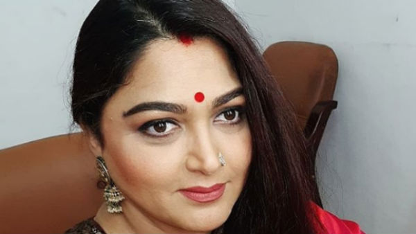 எனக்கு ஜனநாயகம் கிடையாதா?