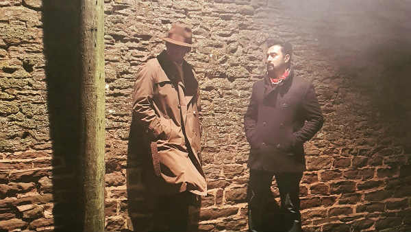 Busy shooting in london thuparivaalan team. Busy shooting in london thuparivaalan team.
