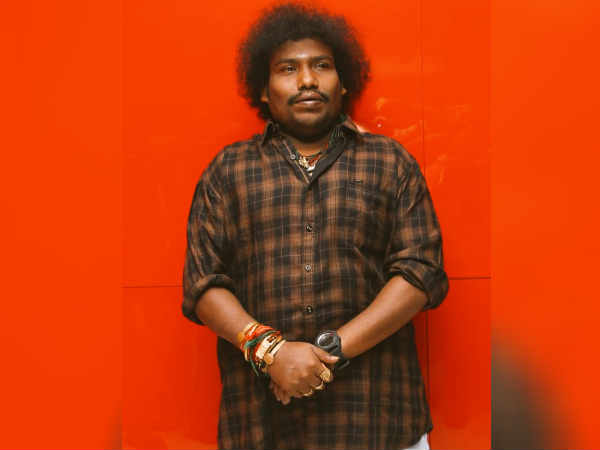 Actor Yogi babu promotes the short film parukkai Actor Yogi babu promotes the short film parukkai