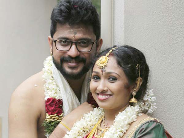 கொஞ்சல் சேட்