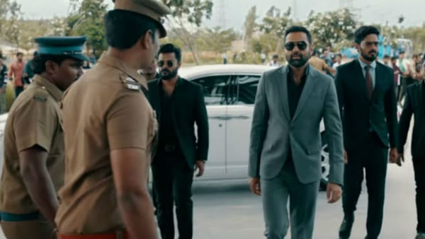 Abhay deol is the villain in the movie Hero Abhay deol is the villain in the movie Hero