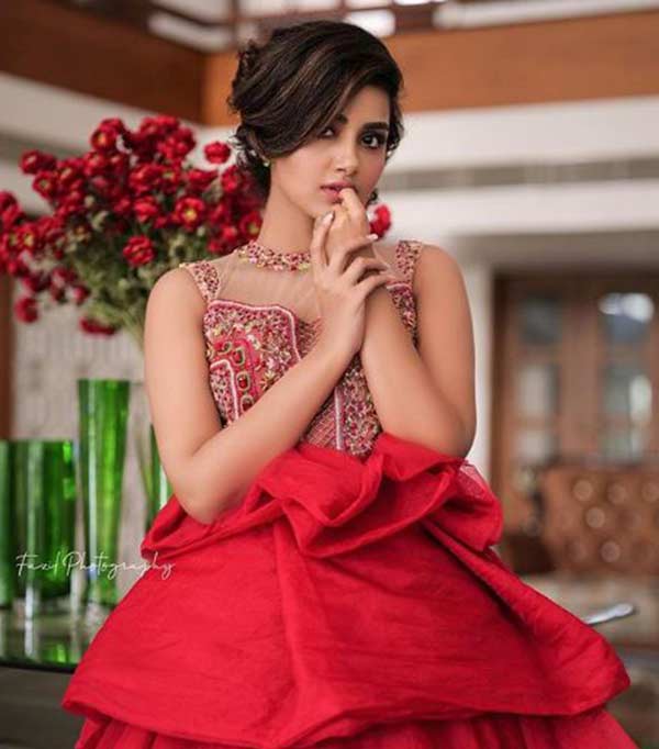 Actor Anupama Parameswaran revealed some old photographs on her Actor Anupama Parameswaran revealed some old photographs on her