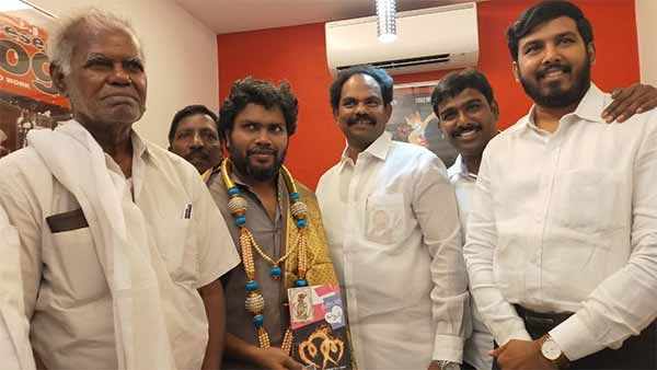 cheran praises irandam ulaga porin kadaisi gundu team cheran praises irandam ulaga porin kadaisi gundu team