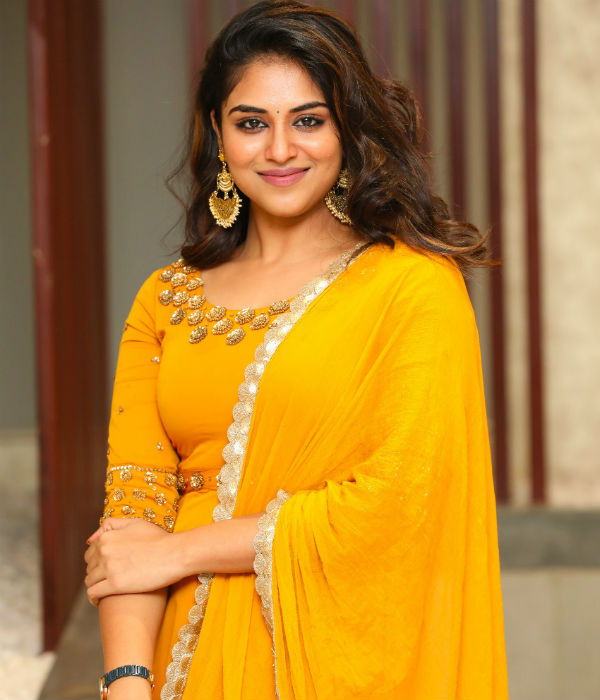 Actress indhuja new post Actress indhuja new post