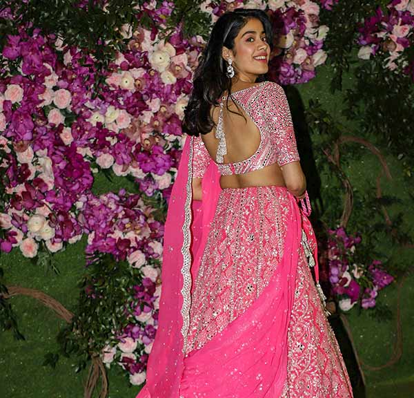 Janhvi Kapoor, Vijay Deverakonda to Come Together for Puri Jagannadhs Next? Janhvi Kapoor, Vijay Deverakonda to Come Together for Puri Jagannadhs Next?