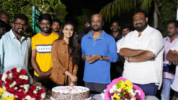 Keerthy suresh gets a sweet welcome form rajini Keerthy suresh gets a sweet welcome form rajini