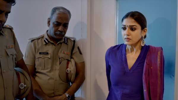 புகழும் நெட்டிசன்கள்