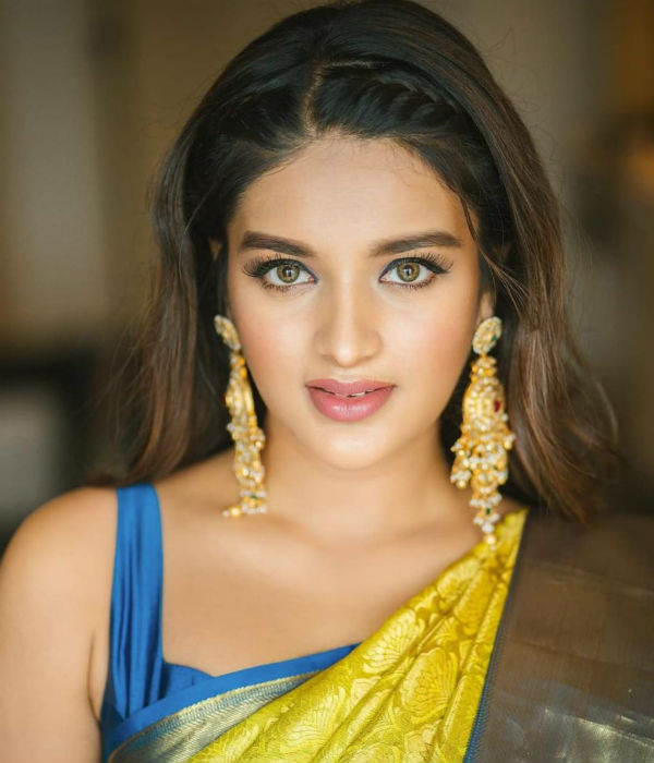 actress nidhi agarwal on top famous actress nidhi agarwal on top famous