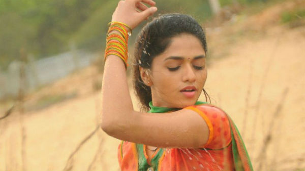 நடிகை சுனைனா