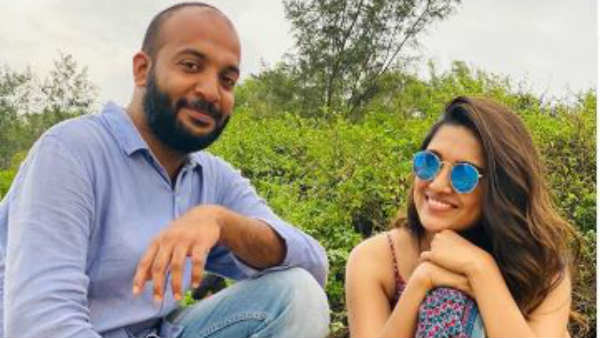 vani bhojan chases priya bhavani shankar vani bhojan chases priya bhavani shankar