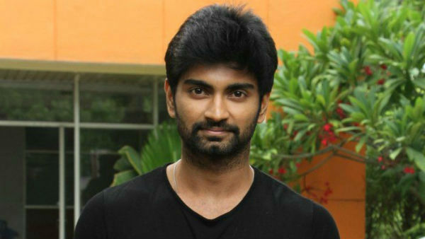 இழுத்தடிக்கிறார்