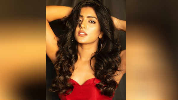 Telugu Actress Eesha rebba glamour pics Telugu Actress Eesha rebba glamour pics