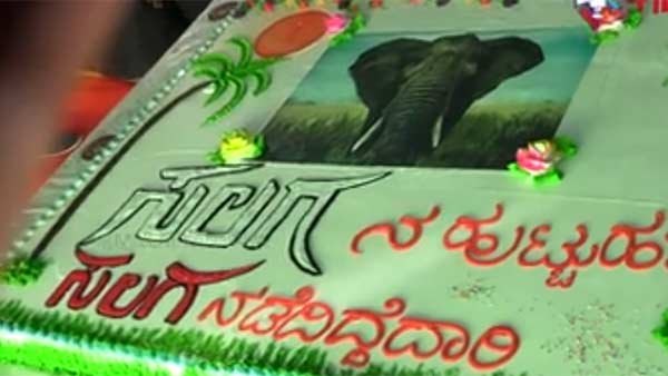 சர்ச்சை நாயகன்