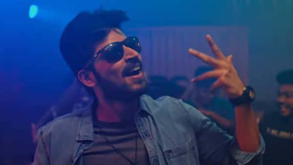 8 இசையமைப்பாளர்கள்