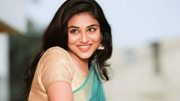 actress indhuja interview actress indhuja interview