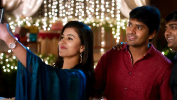 2. ஜூலை காற்றில்: