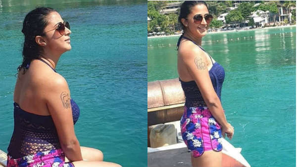 Kanika glamour post Kanika glamour post