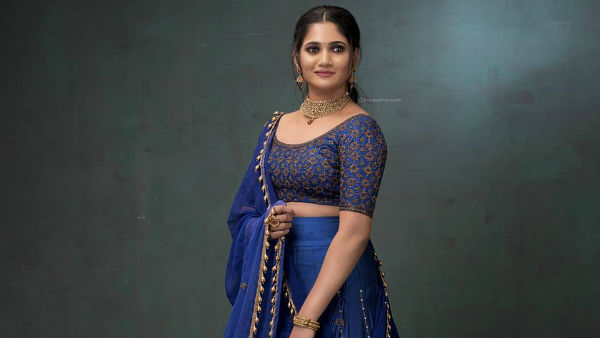 காதல் குறித்து மவுனம்