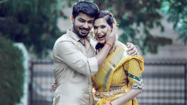 காதலியுடன்