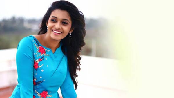 A Top Director Compares his heroine with Lead actress in tamil cinema simran and Trisha. A Top Director Compares his heroine with Lead actress in tamil cinema simran and Trisha.